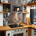 Charming Family In Graca Διαμέρισμα