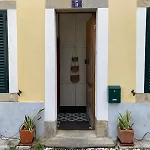 Charming Family In Graca